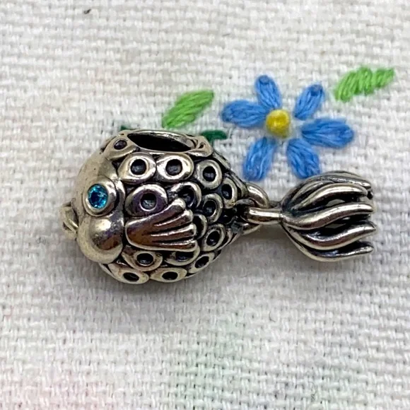 Authentic Pandora bead in sterling silver and accented in blue CZ’s bead🐟 - Picture 2 of 6